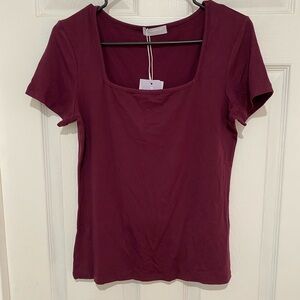 Mangopop burgundy tee shirt NWT size Large